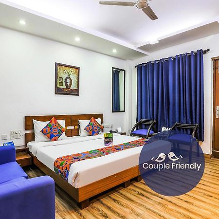 גורגאון Fabhotel The Residency Dlf Galleria מראה חיצוני תמונה